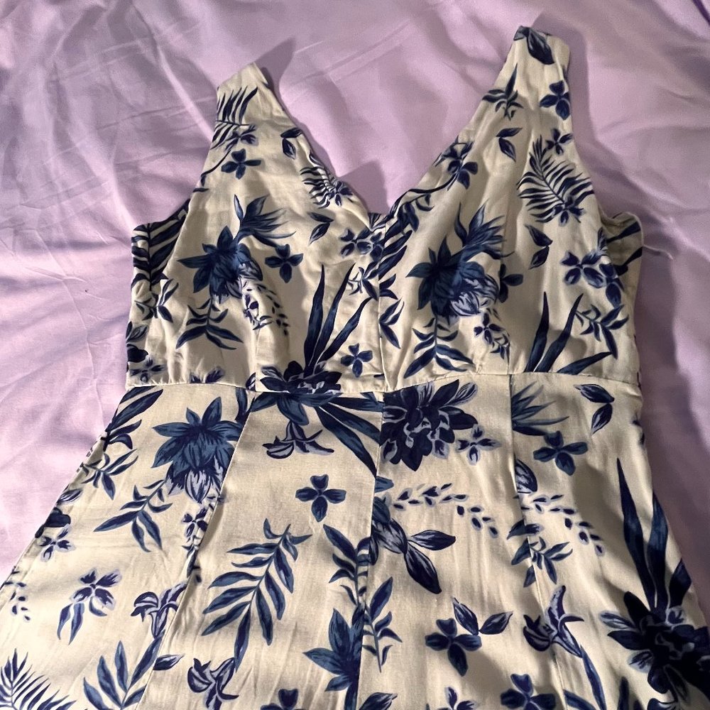 Midi dress blue paisley print umbrella cut